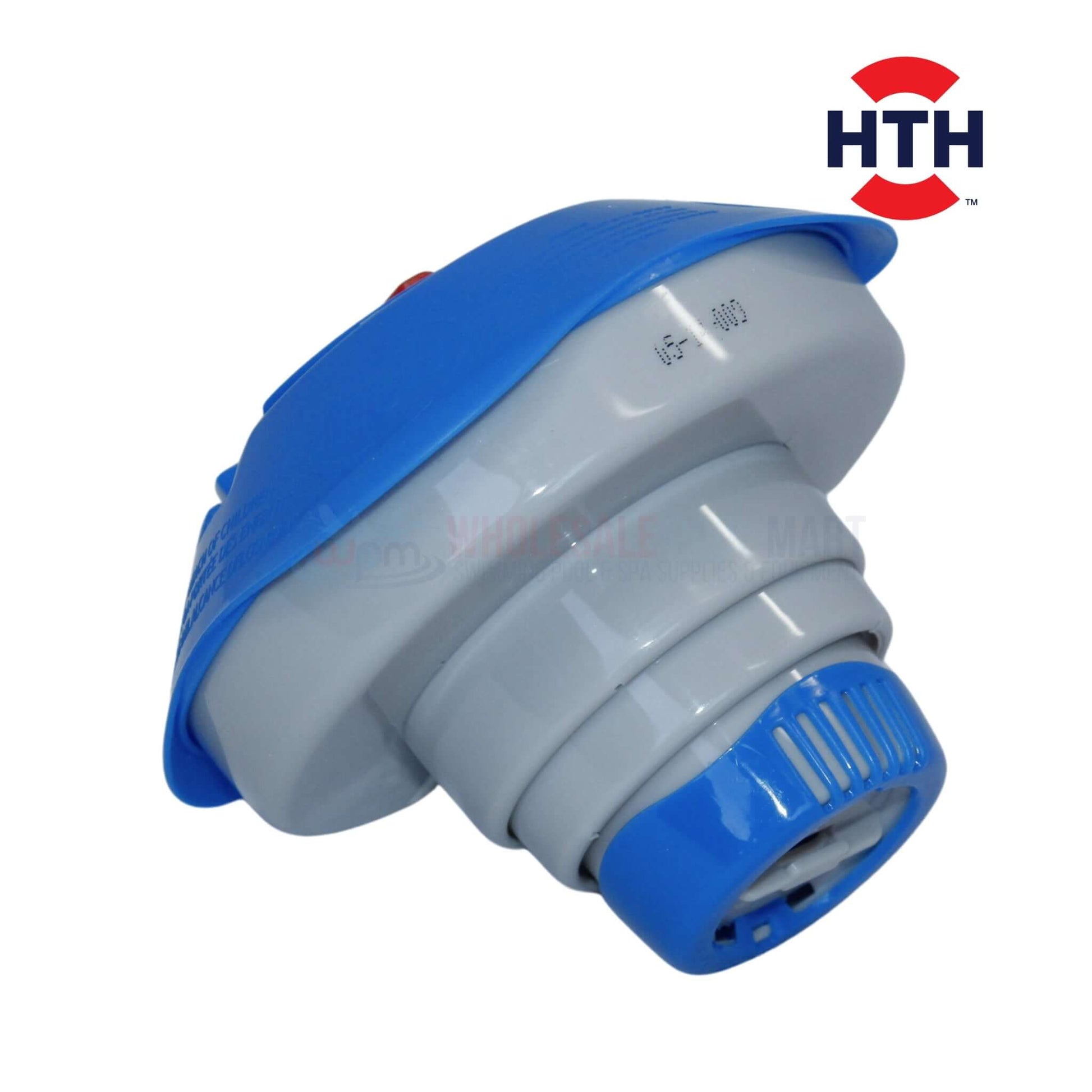 HTH Pop Up Floater 4088 for spas and hot tubs, available at Wholesale Pool Mart WPM, ensures clean, sanitized water.